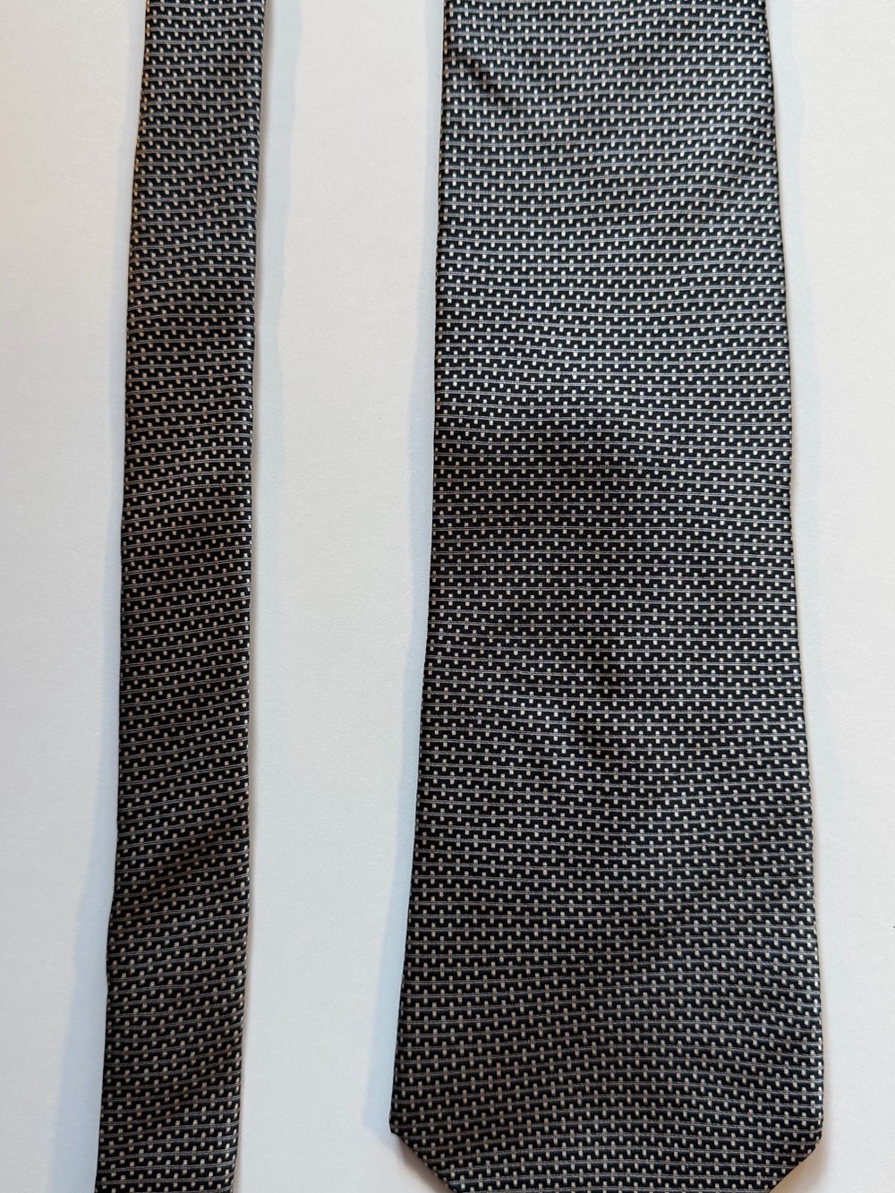 Perry Ellis Men Woven Tie Black White Geometric Pattern Pointed
